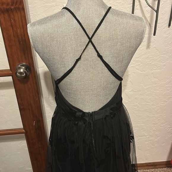 Black Formal/Prom Dress by Windsor. Sz. L Worn once. BUST PROFFESIONALY ALTERED - Picture 5 of 12